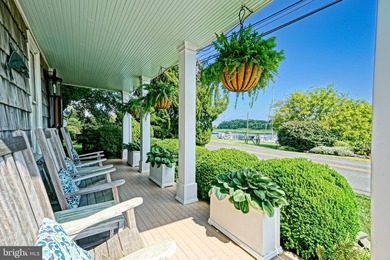 WATERFRONT HOME - ROOTED IN HISTORY Experience the brilliant - photo 7