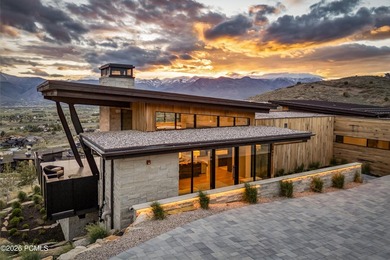 Perched at the high point of a private cul-de-sac in Red Ledges - photo 2