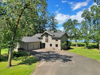 Lake Home For Sale in Veneta, Oregon