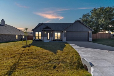 Lake Granbury Home For Sale in Granbury Texas