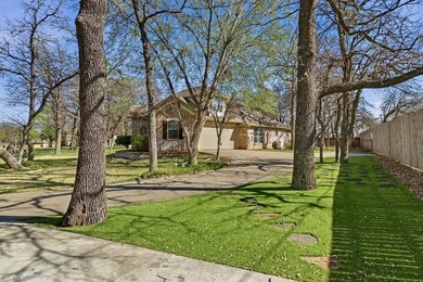 Located in the highly sought-after Timber Cove gated community - photo 2