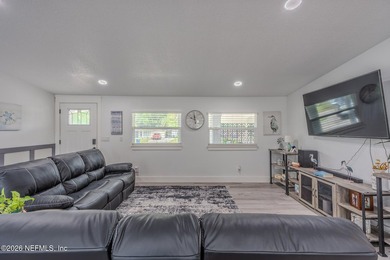 Must-see North Jacksonville gem! This farmhouse-style home was - photo 12