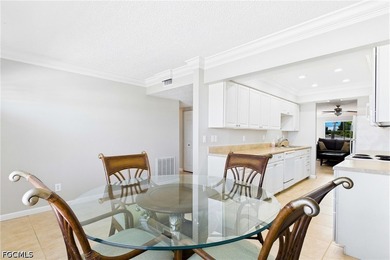 WATERFRONT PARADISE - PRICED TO SELL! Experience the ultimate - photo 13