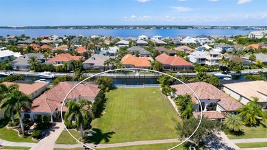This is the LAST privately owned Stunning Waterfront Dream Lot - photo 4