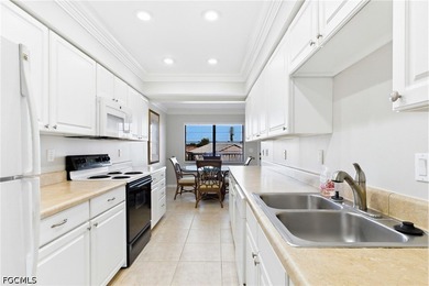 WATERFRONT PARADISE - PRICED TO SELL! Experience the ultimate - photo 15