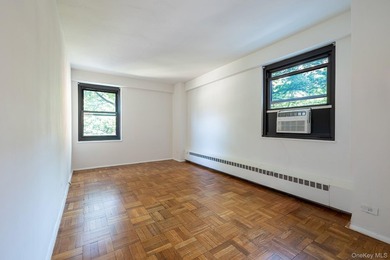 Rarely available 2 bedroom conveniently locate at the Mutal in - photo 17