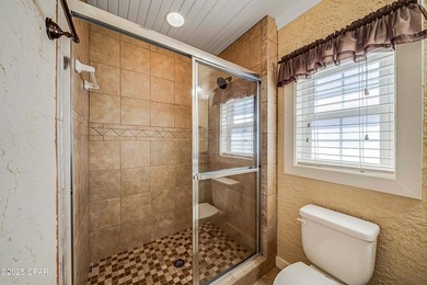Welcome to your dream Laguna Beach cottage. This Florida cottage - photo 18