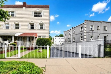 Welcome to 2810 Harding Ave in the vibrant community of Throggs - photo 1