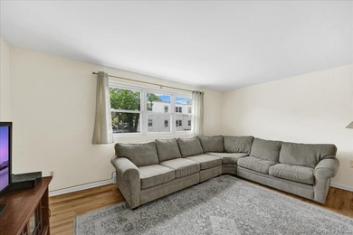 Welcome to 2810 Harding Ave in the vibrant community of Throggs - photo 10