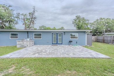 Must-see North Jacksonville gem! This farmhouse-style home was - photo 36