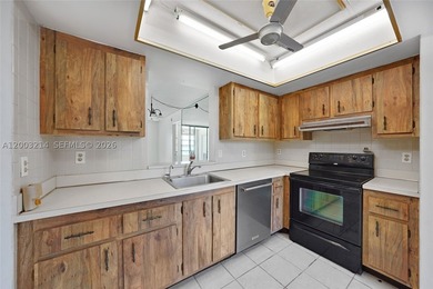 Welcome to Palm Springs III, a 55+ community. This 2-bedroom - photo 6