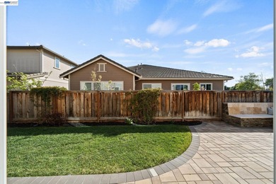 Beautifully designed DR Horton home in Patterson Ranch, built in - photo 47