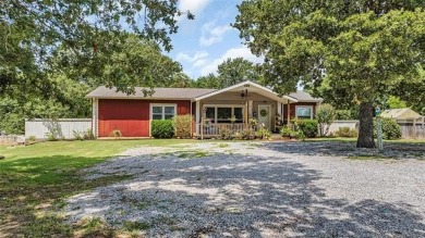 Lake Home For Sale in Ardmore, Oklahoma