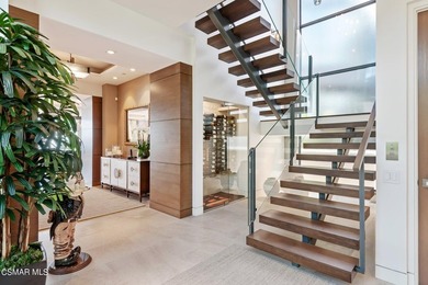 Absolutely exquisite newer built ocean front contemporary - photo 4