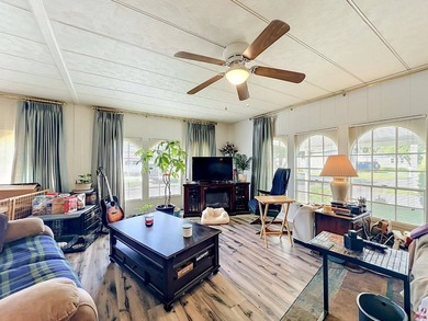 Welcome to Summerloch Green, a spectacular waterfront 55+ - photo 5