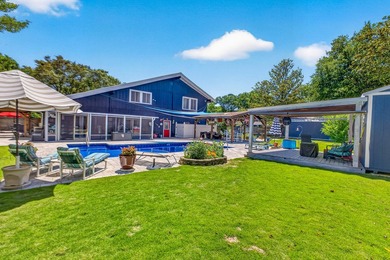 Seller offering $10k toward buyer closing costs, prepaids, or a - photo 4