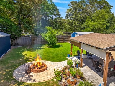 Seller offering $10k toward buyer closing costs, prepaids, or a - photo 10