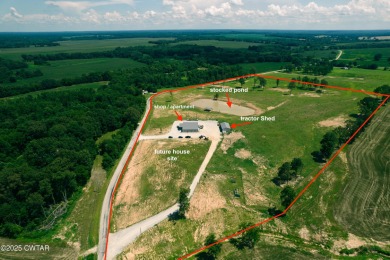 (private lake, pond, creek) Home For Sale in Denmark Tennessee