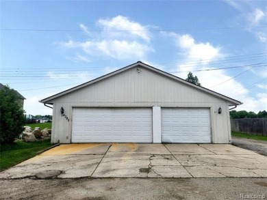 Lake Home For Sale in Waterford, Michigan