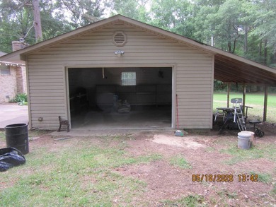 Well maintained brick home and 2 acres just outside city limits - photo 15