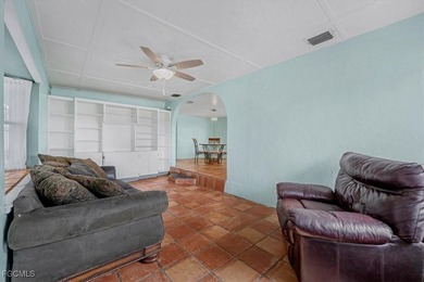 Enjoy the best of Lakeport waterfront living! This great - photo 7
