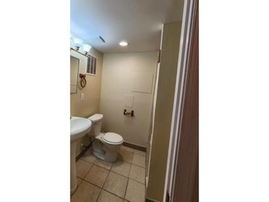Welcome to the Baltimore Highlands! This house is an investors - photo 17