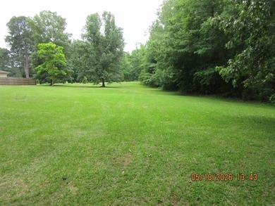 Well maintained brick home and 2 acres just outside city limits - photo 18