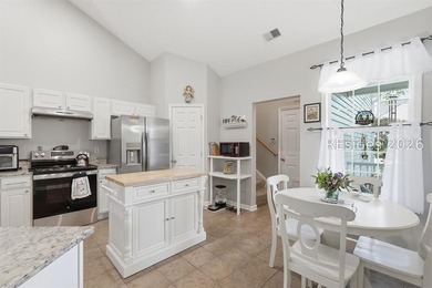Welcome home to this meticulously maintained, move-in ready - photo 24