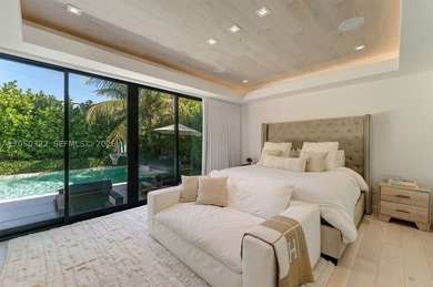 Welcome to 771 Fairway Dr, a stunning single-family residence in - photo 24