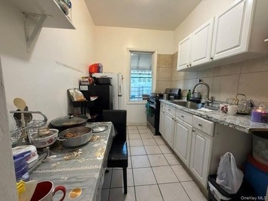 LOCATION! LOCATION! LOCATION! Welcome to 1656 Zerega Ave, Bronx - photo 28