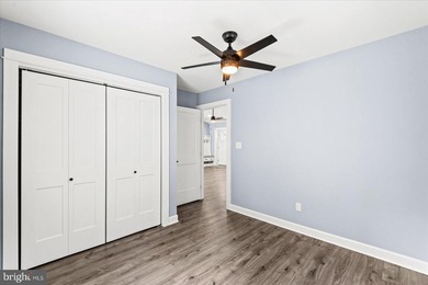 LOWERED PRICE!! Come enjoy life at its best in quaint riverfront - photo 29