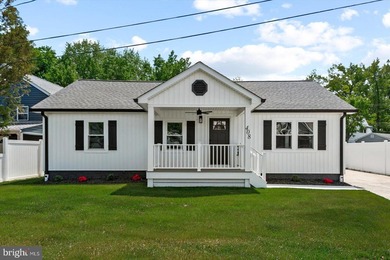 LOWERED PRICE!! Come enjoy life at its best in quaint riverfront - photo 46
