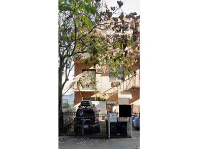 Exceptional investment opportunity in the heart of highly - photo 1