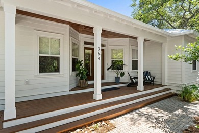 This 4bd PLUS carriage house is tucked away on a secluded - photo 4