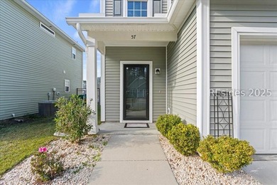 Stunning, move-in-ready 3-bedroom, 2.5-bath home in sought-after - photo 2