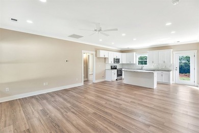 Lake Hartwell access! New construction one-level three bedroom - photo 2
