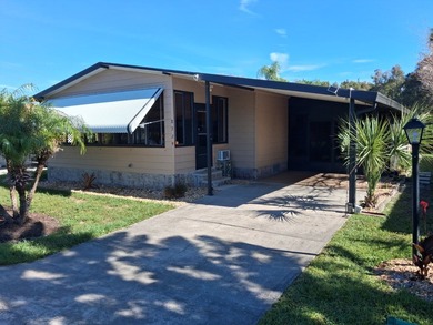 WATERFRONT - 2 Bedroom / 2 Bath home located in the pet-friendly - photo 1