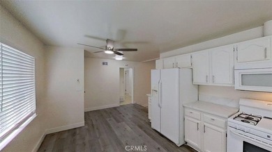 Great opportunity to own a newly remodeled Santa Ana home priced - photo 6