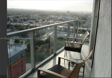 CORNER unit, large 1,212 sq ft, 2 beds / 2.5 baths, tastefully - photo 3