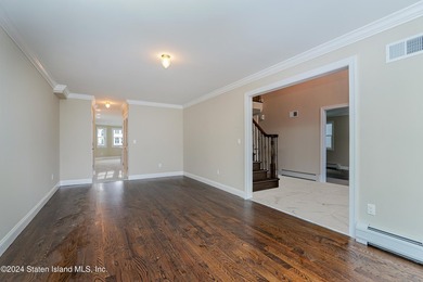WELCOME TO YOUR DREAM COLONIAL HOME LOCATED IN THE HEART OF - photo 4