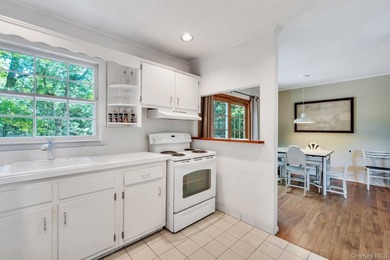 Welcome to your private Hamptons retreat. This beautifully - photo 10