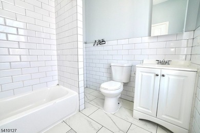 Attention builders and investors ? a rare chance to acquire a - photo 11