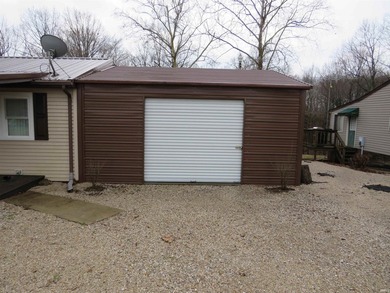 Lake Living at its finest. Don't miss this 2 Bedroom 1 Bathroom - photo 5