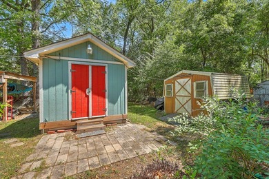 This quaint brick ranch is the perfect starter home or first - photo 27