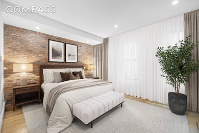 A private keyed elevator opens directly into this expansive SoHo - photo 5