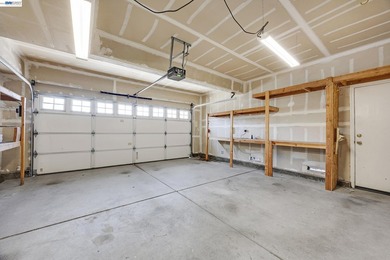 Welcome to 105 Chesapeake Drive, a beautifully maintained home - photo 38