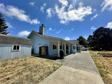 Welcome to 1860 Alexandria Way, a spacious 2,916-square-foot - photo 40