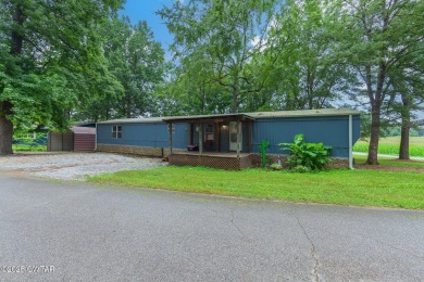 Lake Home Sale Pending in Decaturville, Tennessee