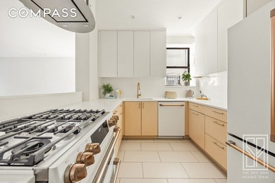 Dreaming of the grand proportions of a townhouse, but at the - photo 7