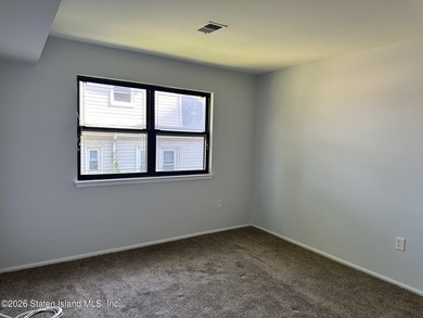 Welcome to 27 Bradley Court most sought Willowbrook, Near - photo 9